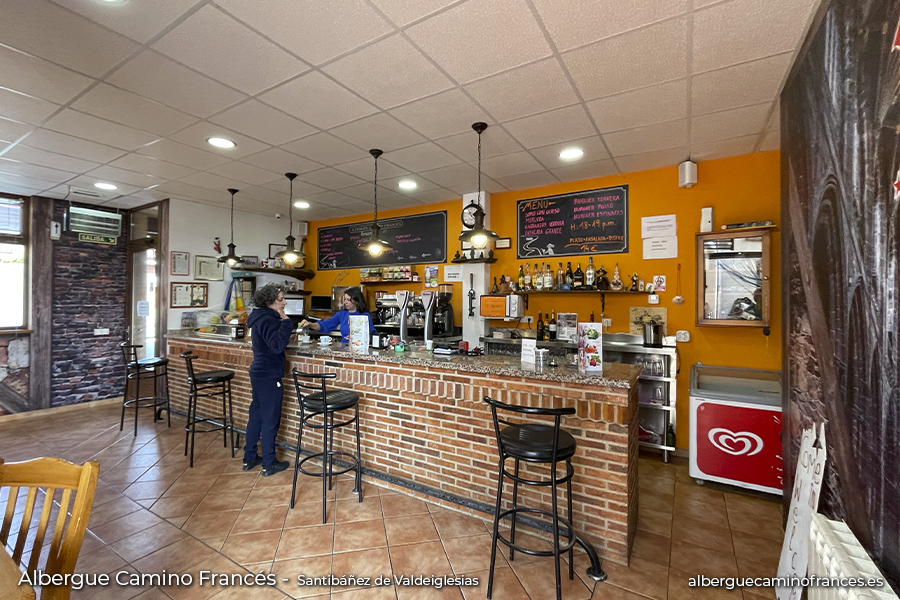 albergue-camino-frances-bar-menu-peregrino