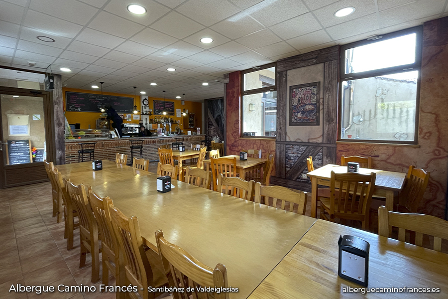albergue-camino-frances-restaurante
