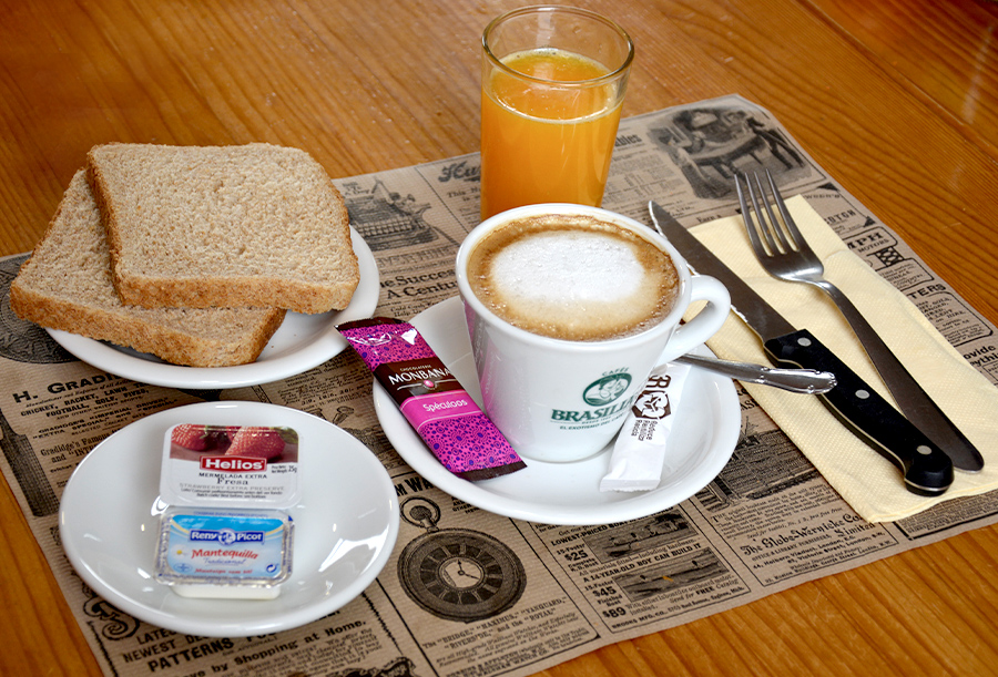 desayuno-albergue-camino-frances-001